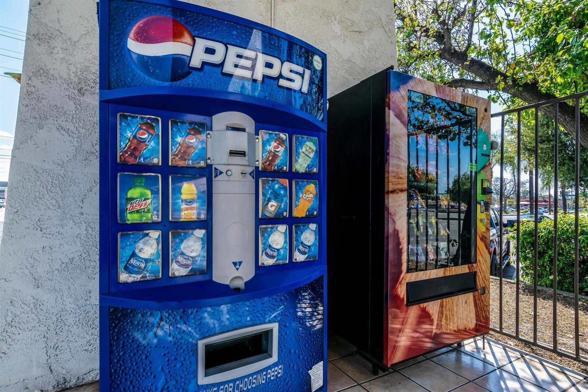 Motel 6-Redlands, Ca エクステリア 写真