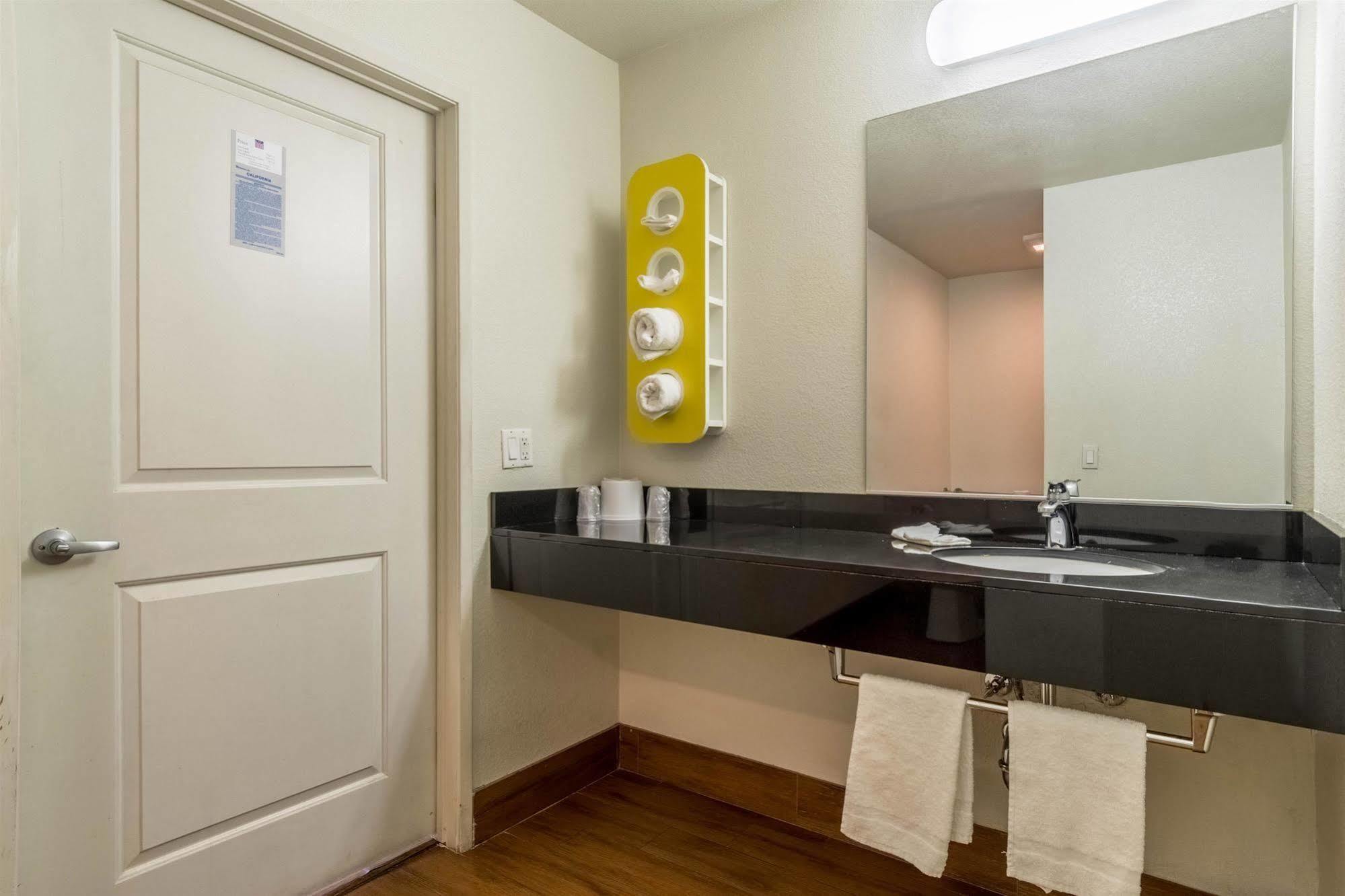 Motel 6-Redlands, Ca エクステリア 写真